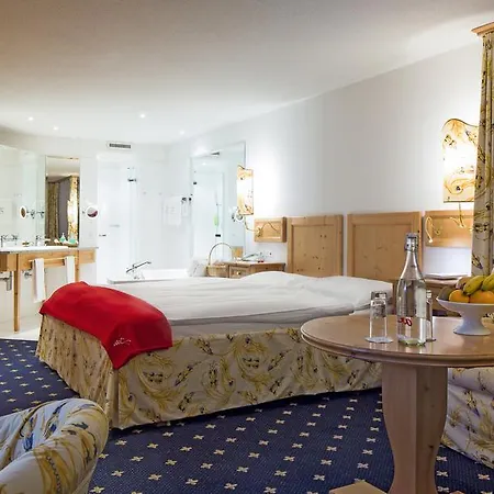 Hotel Art 4*