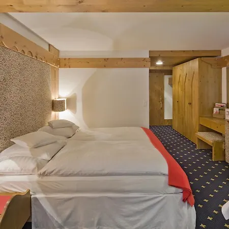 Art Hotel 4*